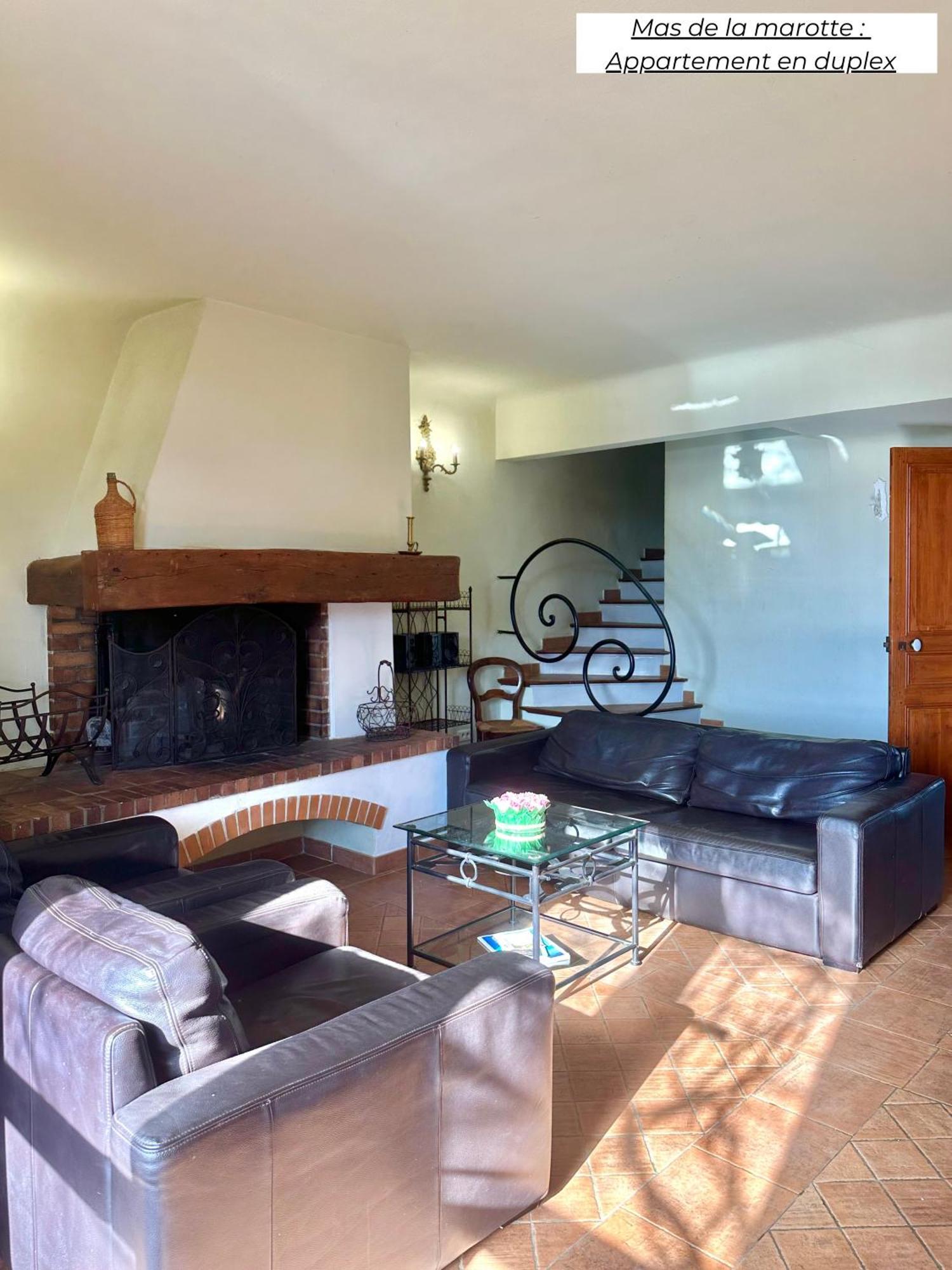 דירות Ollières Domaine Les Terres De Saint-Hilaire מראה חיצוני תמונה