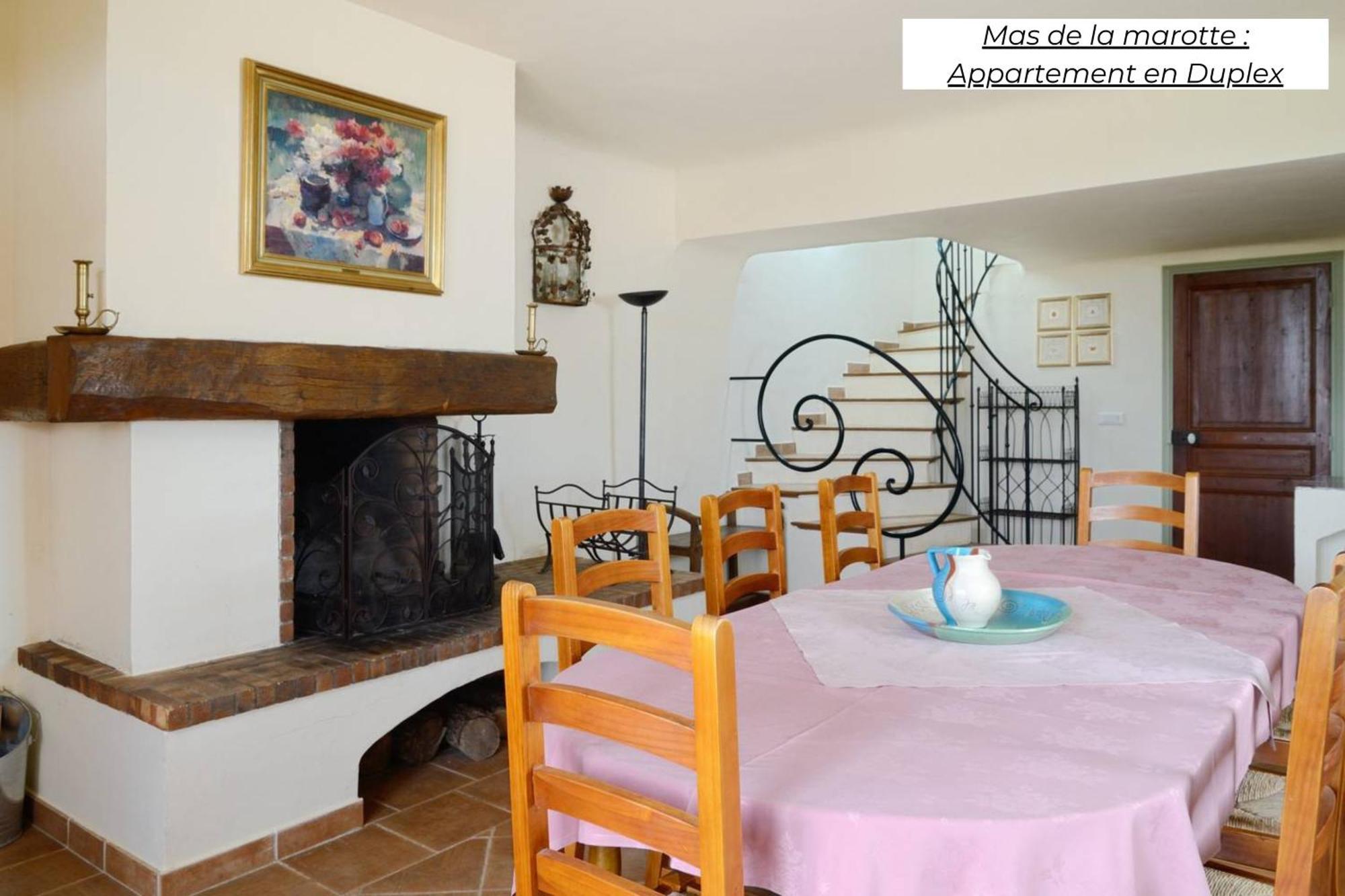 דירות Ollières Domaine Les Terres De Saint-Hilaire מראה חיצוני תמונה